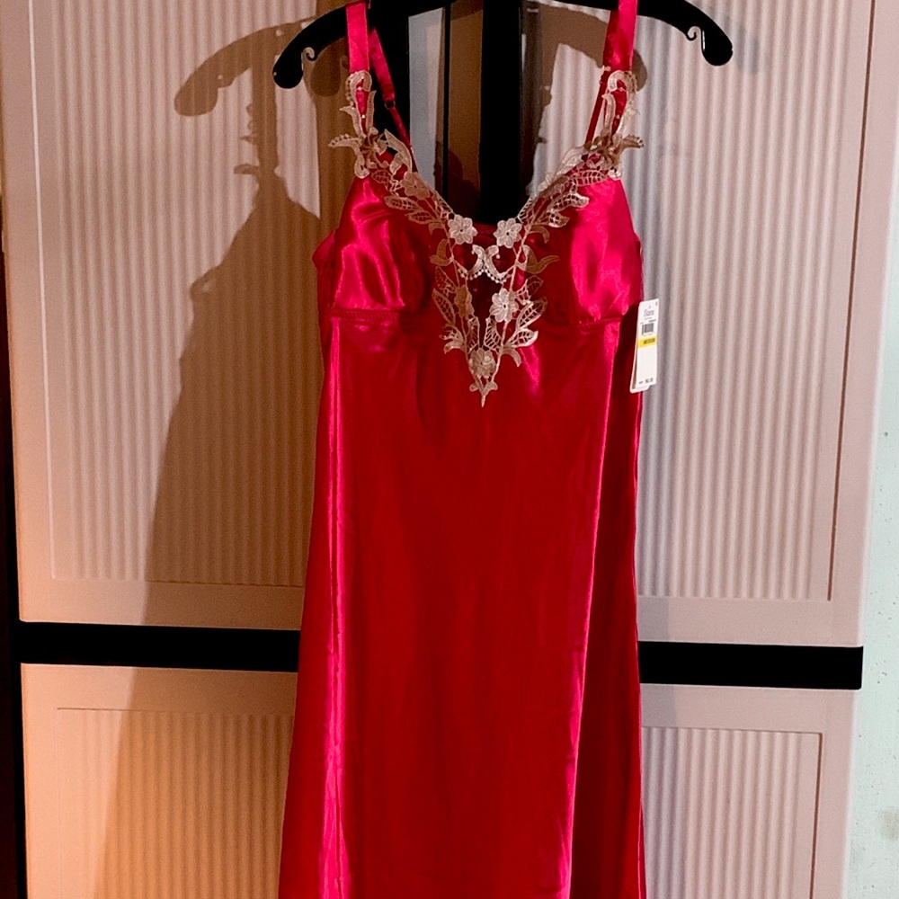 Long night gown